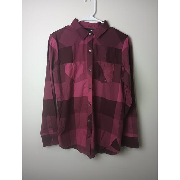Under Armour Maroon Plaid Button Up Shirt Men's Size Small Collar pockets - Picture 1 of 5